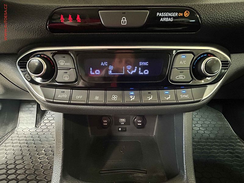 Hyundai i30 (2023) 1.0 T-GDi, 2.maj,ČR, Smart - fotka 13 z 18