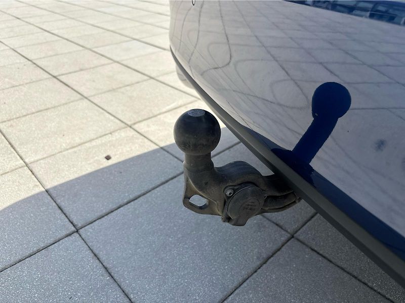 Škoda Octavia 2.0TDI 110 kW DSG EXCLUSIVE SE - fotka 27 z 30