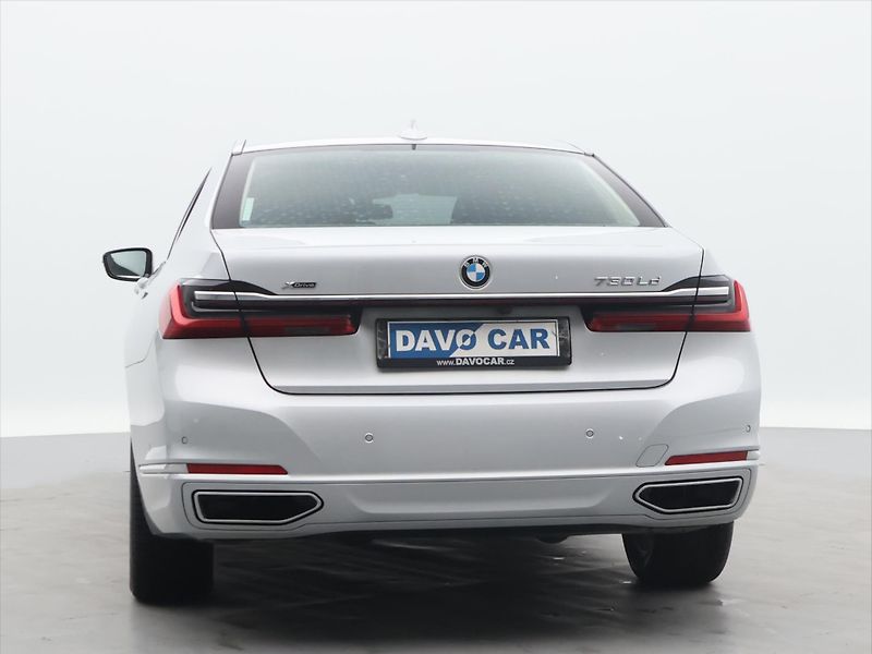 BMW Řada 7 3,0 730LD xDrive CZ DPH - fotka 6 z 38