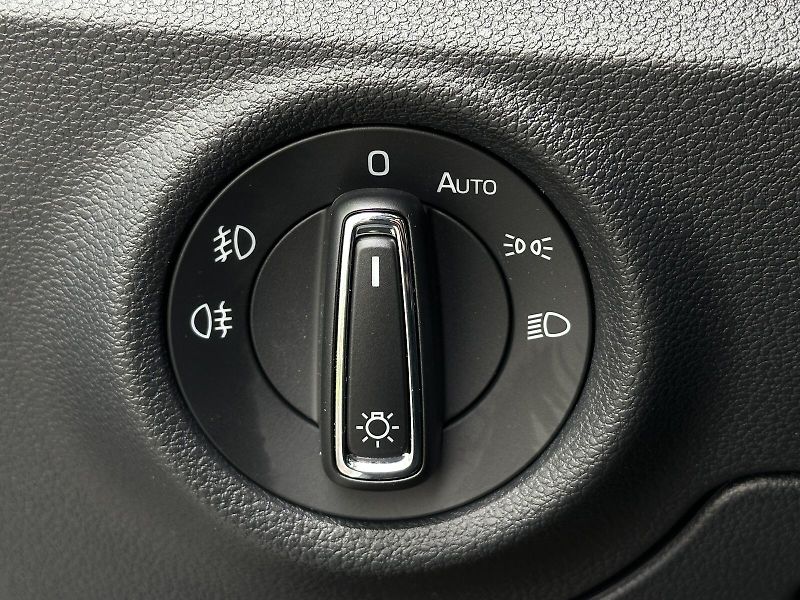 Škoda Kamiq 1.0TSi Monte Carlo 116PS Matri - fotka 16 z 43
