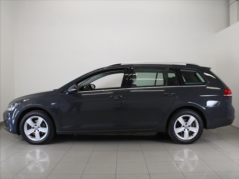 Volkswagen Golf 2,0 TDi 110kW DSG Highline ČR - fotka 5 z 18