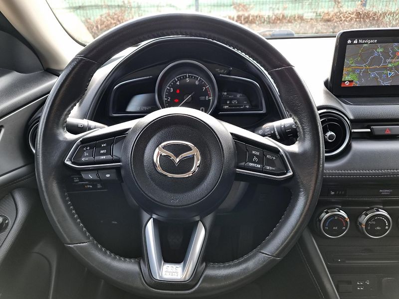 Mazda CX-3 (2021) 2.0 SPORTS LINE,NAVI,HEAD UP - fotka 27 z 41