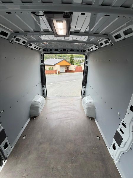 Fiat Ducato 0,0 E - fotka 11 z 27