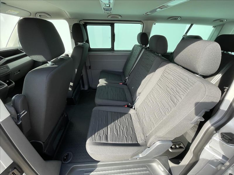 Volkswagen Caravelle 2,0 TDI 4Mot DSG Comfortline - fotka 15 z 22