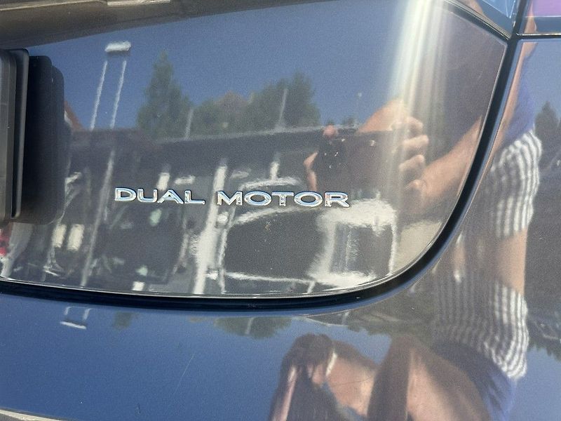 Tesla Model 3 Performance Dual AWD - fotka 5 z 28