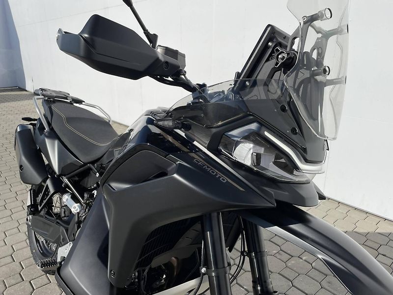 CFMOTO (2025) 800MT-X EU5+ - fotka 4 z 12
