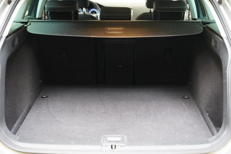 Volkswagen Golf - fotka 23 z 23