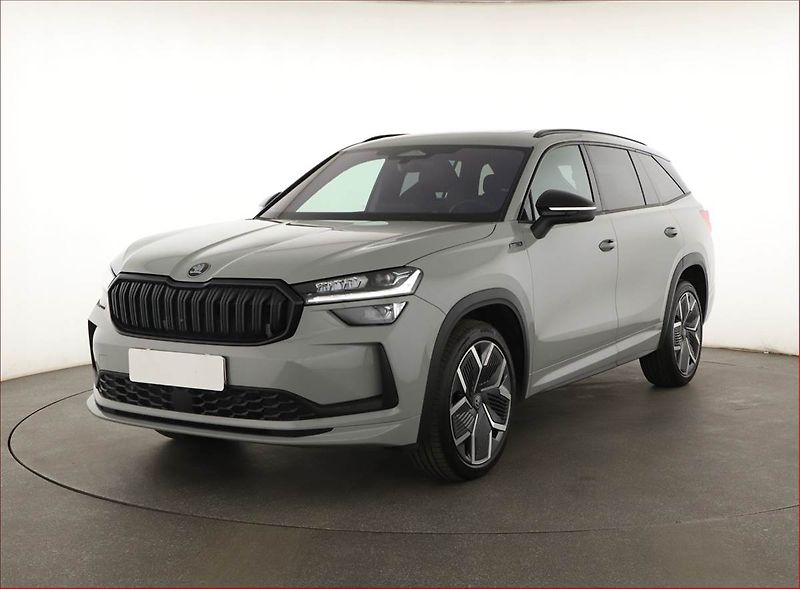 Škoda Kodiaq (2025) 2.0 TDI, SPORTLINE, KEYLESS - fotka 2 z 20