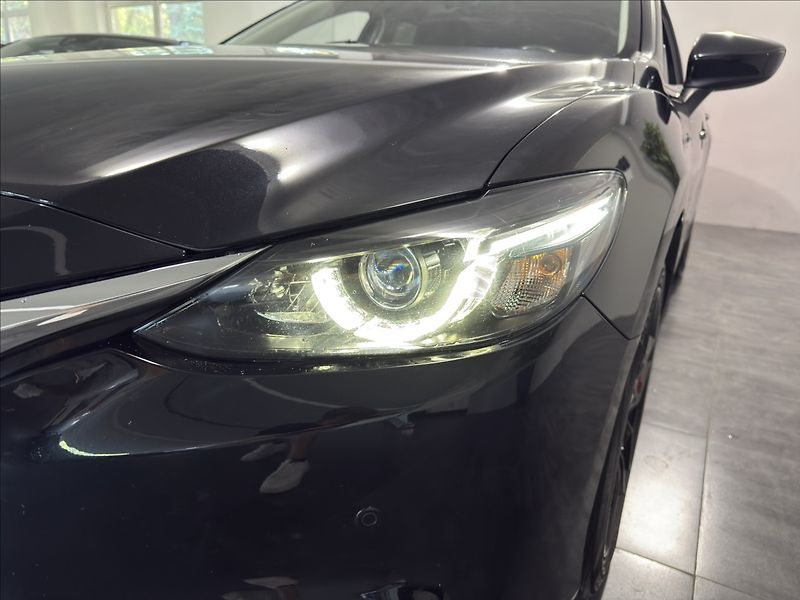 Mazda 6 2,2   D 1.MAJITEL 1.ROK ZÁRUKA - fotka 36 z 41