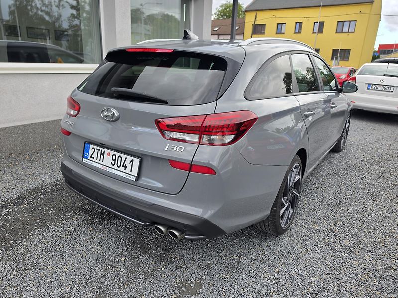 Hyundai i30 1.5 T-GDI 117KW N-Line Autom - fotka 4 z 24