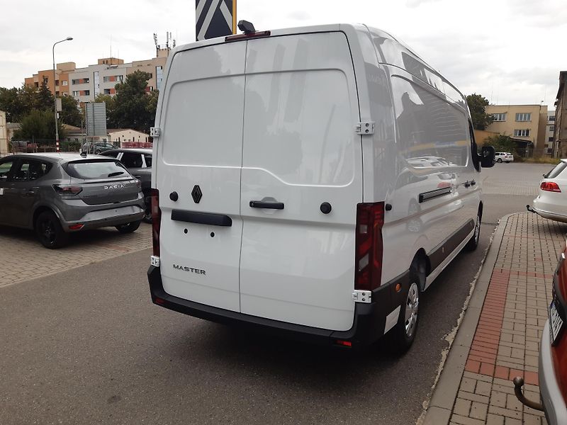 Renault Master (2026) Extra L3H2P3   2,0 dCi 130l - fotka 4 z 12