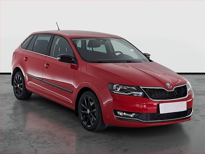 Škoda Rapid (2018) Spaceback 1.0 TSI, Xenony - fotka 1 z 18