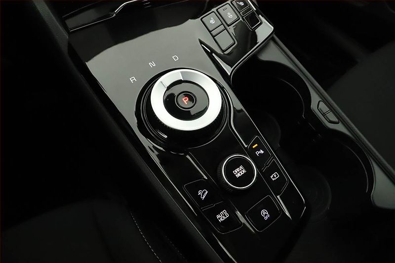 Kia Sportage (2023) Exclusive 1.6 T-GDI - fotka 13 z 16