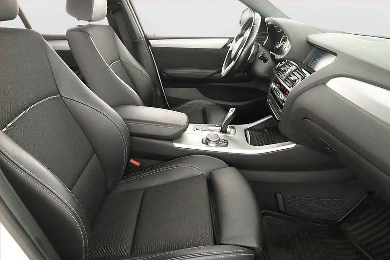 BMW X4 (2016) xDrive20d - fotka 7 z 17