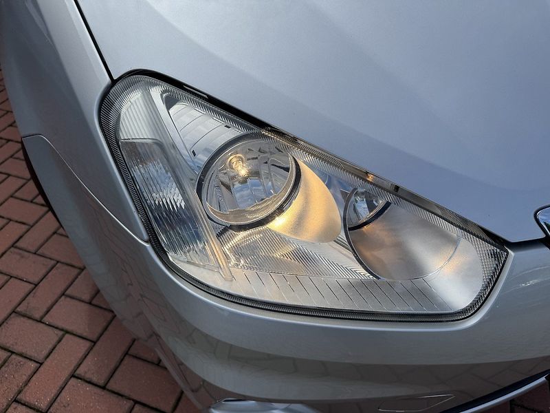 Ford C-MAX (2009) 1.6i Style Digi Klima Tažné Z - fotka 33 z 45
