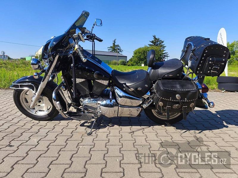 Suzuki VL 1500 Intruder LC (1997) - fotka 6 z 6