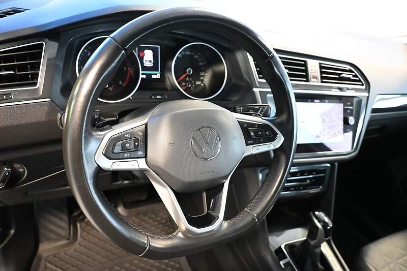 Volkswagen Tiguan (2022) 2.0 DSG LED ACC Kamera Tažné T - fotka 13 z 28
