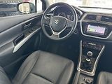 Suzuki SX4 S-Cross (2018) 1,4T 4x4 PizSulai Navigace  - náhled 11