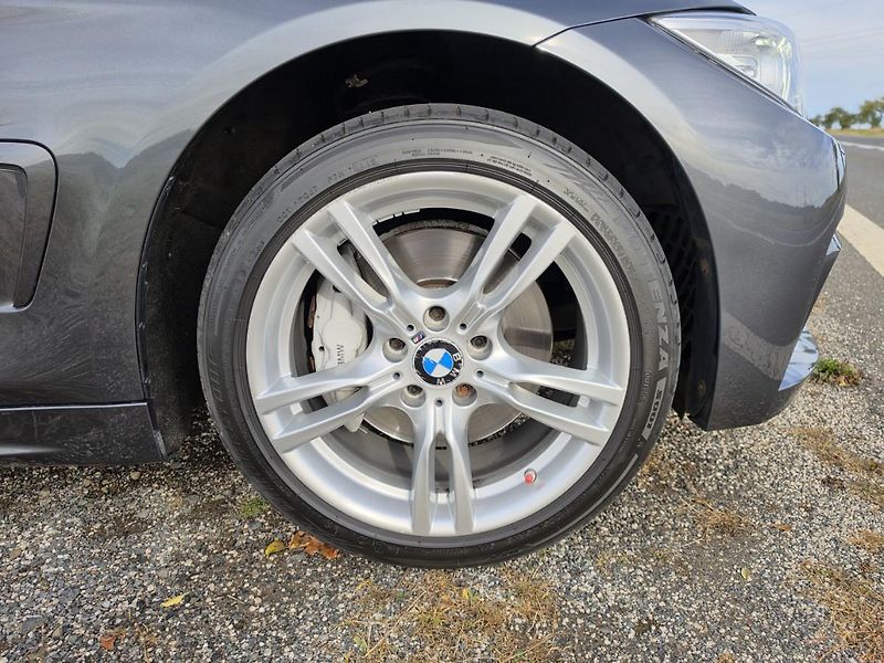 BMW Řada 4 (2015) 435ixDrive TOP CABRIO ČR 1.MAJ - fotka 30 z 48