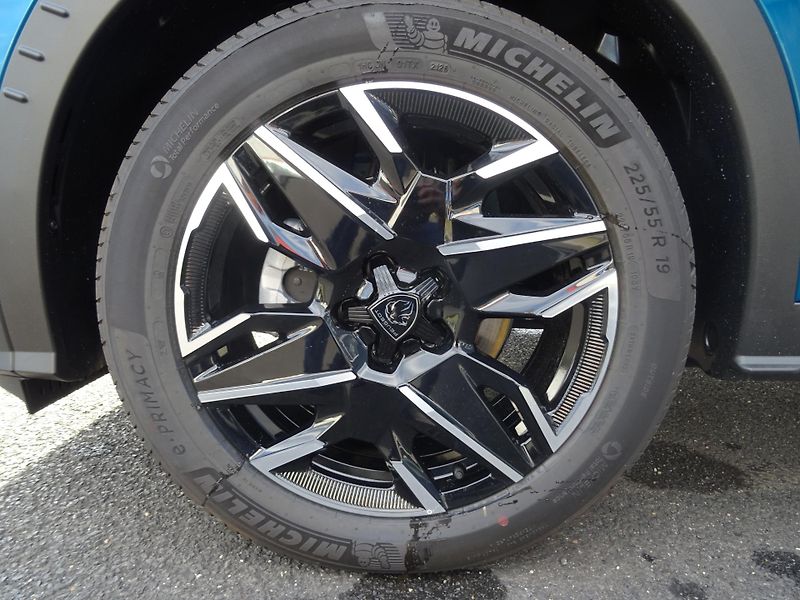Peugeot 3008 (2026) ALLURE Hybrid 145k e-DCS6 - fotka 9 z 45