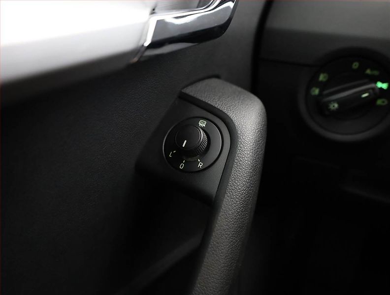Škoda Octavia (2019) 1.6 TDI, Serv.kniha, Tempomat - fotka 14 z 15