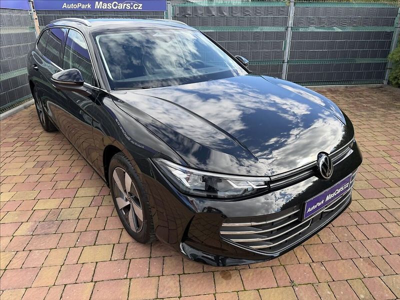Volkswagen Passat 1.5 eTSI Business/HUD/ERGO - fotka 3 z 28
