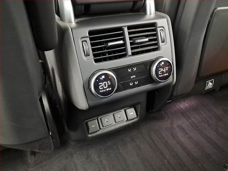 Land Rover Discovery (2021) D300 - fotka 21 z 23