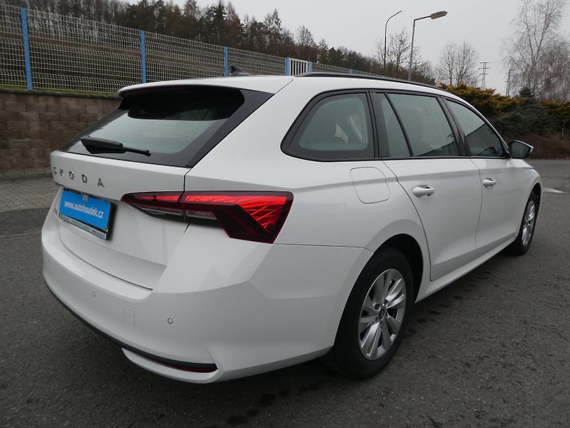 Škoda Octavia Kombi 2,0TDi 110kW automat  - fotka 3 z 15
