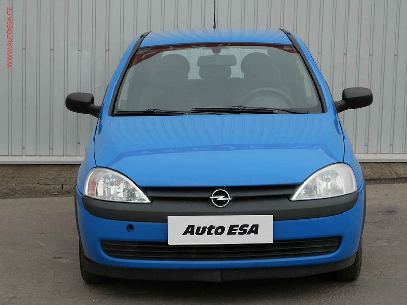 Opel Corsa (2001) 1.0i, ČR - fotka 2 z 13