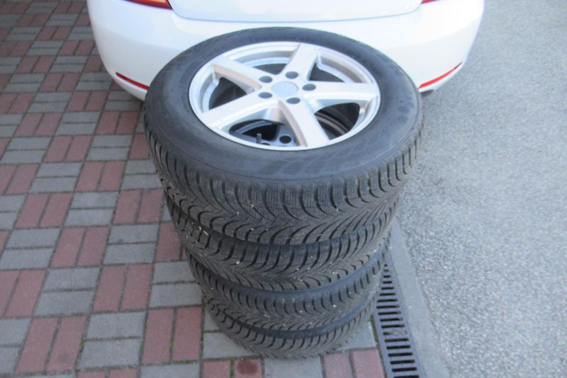 Volkswagen Beetle 1.2 TSi KLIMA SADA KOL - fotka 18 z 27