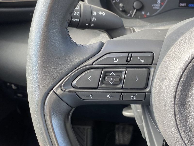 Toyota Yaris 1.5i, ČR-2m, Style, záruka - fotka 19 z 30