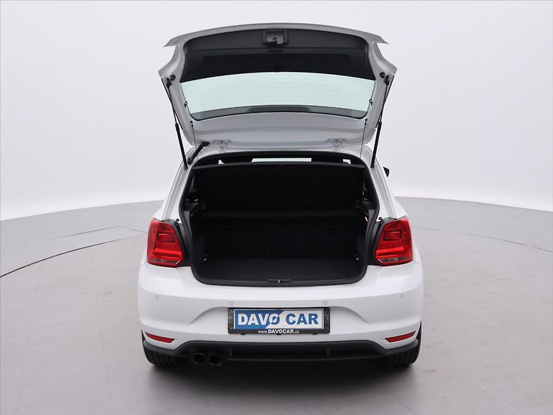 Volkswagen Polo 1.8 TSI 141kW GTI DSG 1.Majite - fotka 9 z 33