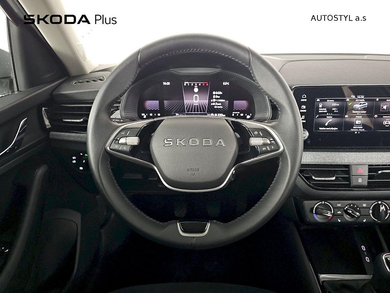 Škoda Kamiq (2025) 1.0TSi 85kW SELECTION TAŽNÉ - fotka 5 z 30