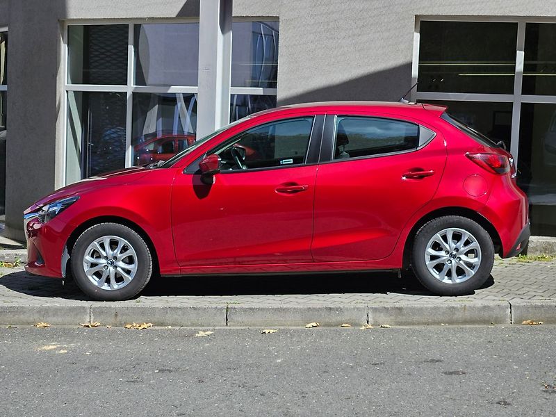 Mazda 2 1,5L SKYACTIV-G 55kW, ČR,1.maj - fotka 2 z 32