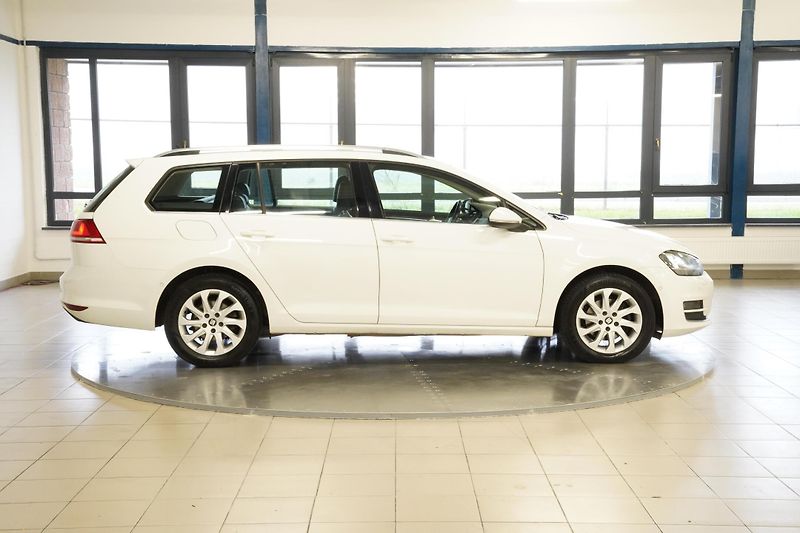 Volkswagen Golf - fotka 6 z 21