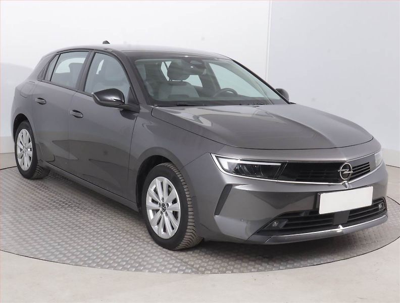 Opel Astra (2023) Edition 1.2 Turbo, Navi - fotografie inzerátu