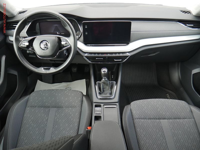 Škoda Octavia (2021) 2.0 TDi, ČR, Style, LED, navi - fotka 8 z 17