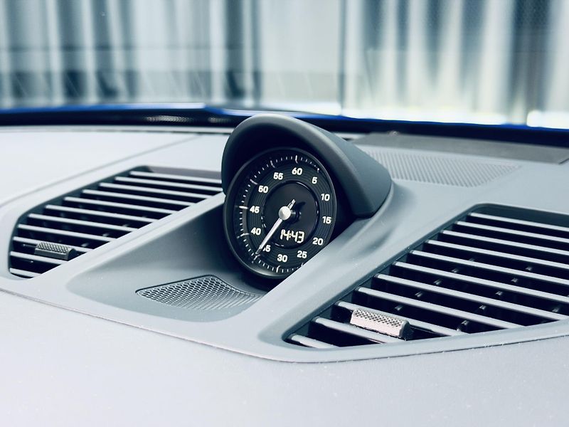 Porsche 911 (2025) 992.2*CABRIO*CHRONO*ZÁRUKA - fotka 32 z 44