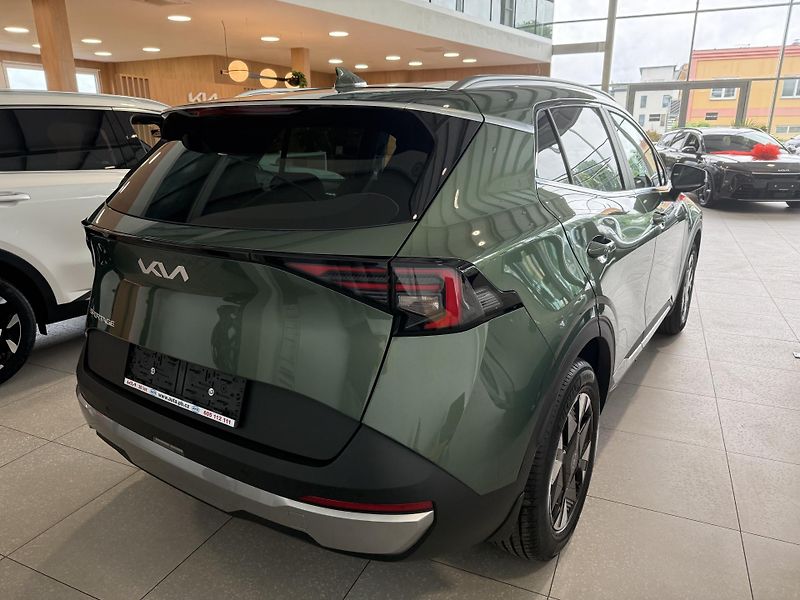 Kia Sportage 1.6 T-GDi Exclusive 4x2 7DCT - fotka 5 z 8