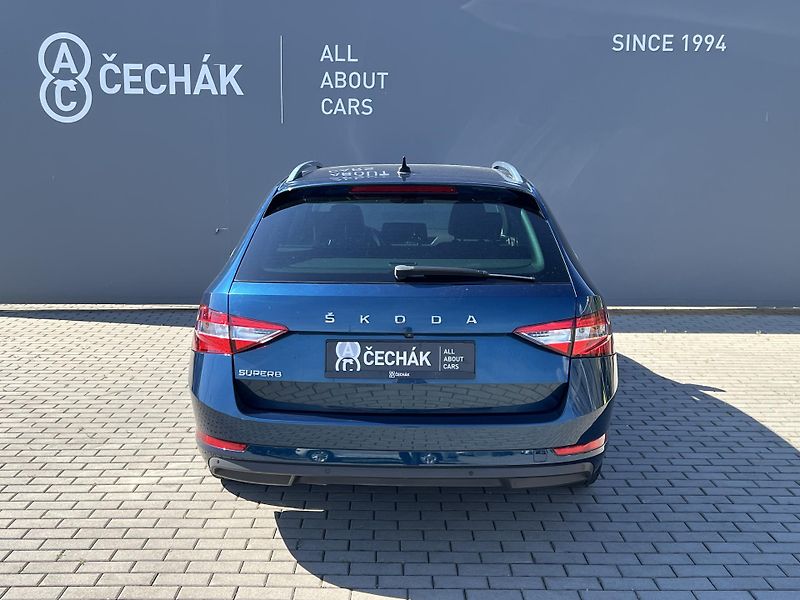 Škoda Superb 2.0TDi*110kw*DSG*Style - fotka 6 z 39