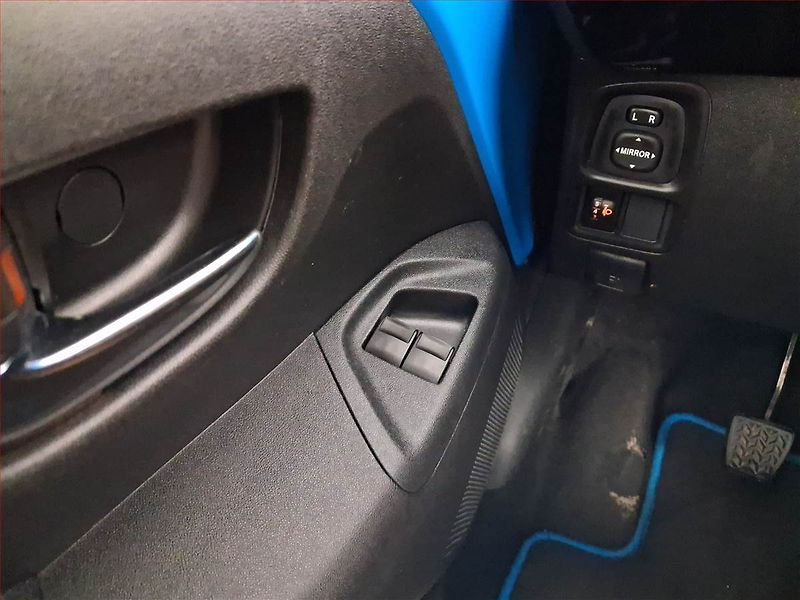 Toyota Aygo (2016) 1.0 VVT-i, Tempomat - fotka 17 z 17
