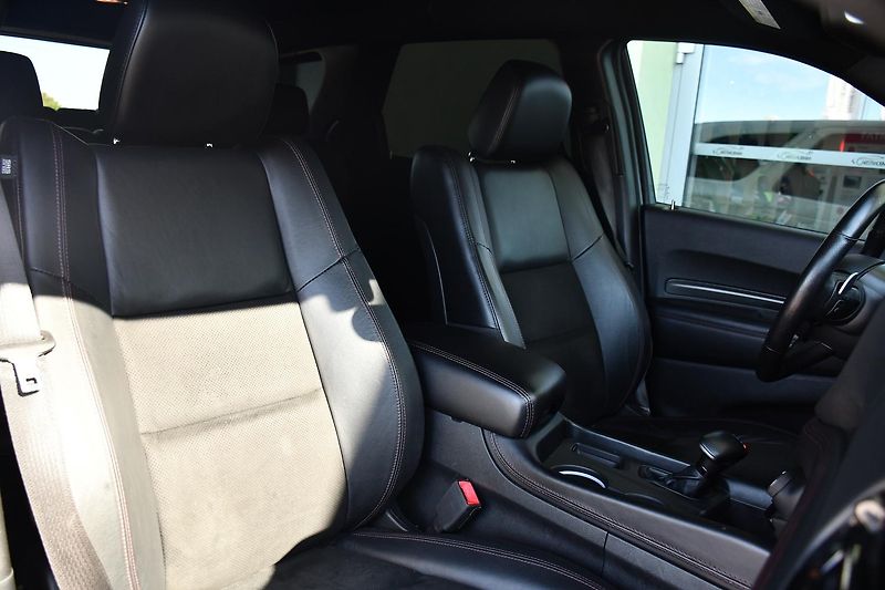Dodge Durango 5,7L V8 RWD - fotka 14 z 58