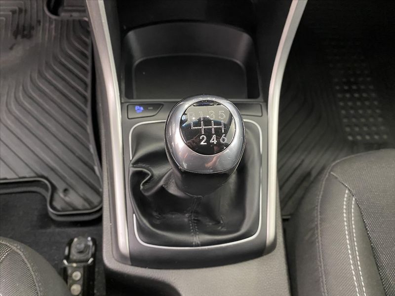 Hyundai i30 1,6 GDi 99 kW 1.maj. ČR Komfor - fotka 20 z 25