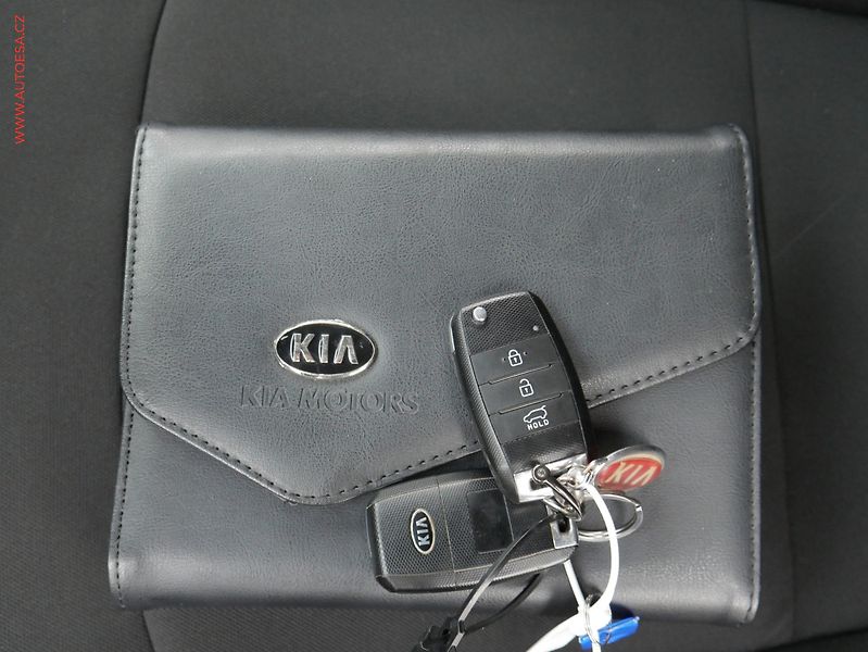 Kia Sportage (2014) 1.6i, ČR, autoAC - fotka 21 z 21