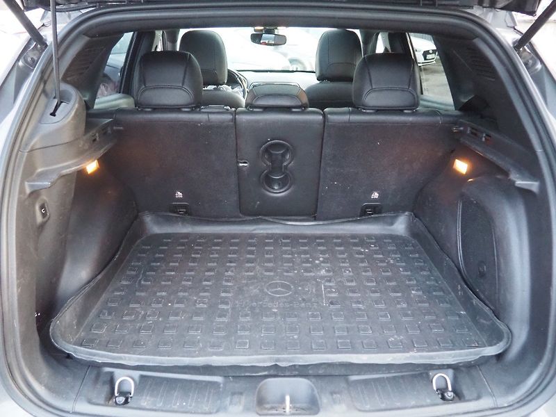 Jeep Compass (2021) 1.3iPHEV 4Xe 177kW S AT,PANO - fotka 14 z 36