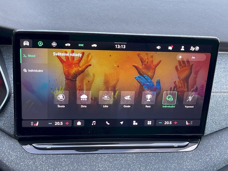 Škoda Octavia (2025) 1.5 eTSI 110kW DSG mHEV Top Se - fotka 19 z 35