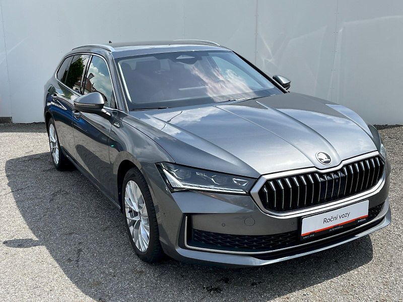 Škoda Superb (2025) 2.0 TDI 142kW 4x4 L&K Combi DS - fotka 29 z 32