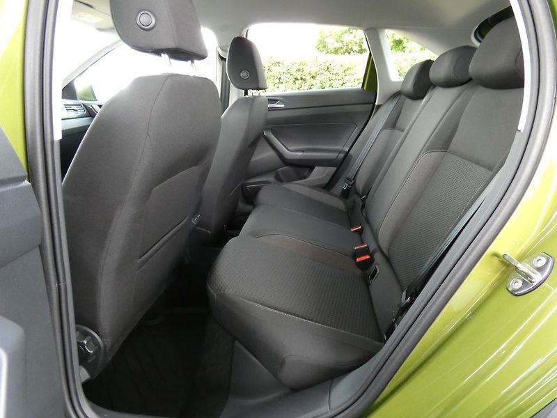 Volkswagen Taigo People 1,0 TSI 85 kW 6G - fotka 24 z 30