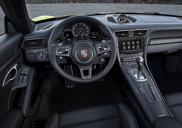 Porsche 911 Turbo S.