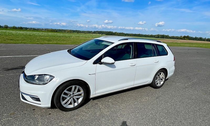 Volkswagen Golf Variant (2018) DSG/Comfortline/motor 79tis   - fotka 10 z 28